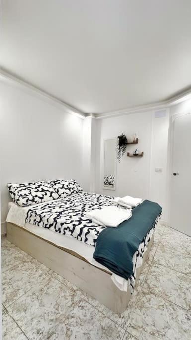 Giovina Living Av Suecia 150M From Beach Los Cristianos  Exterior photo